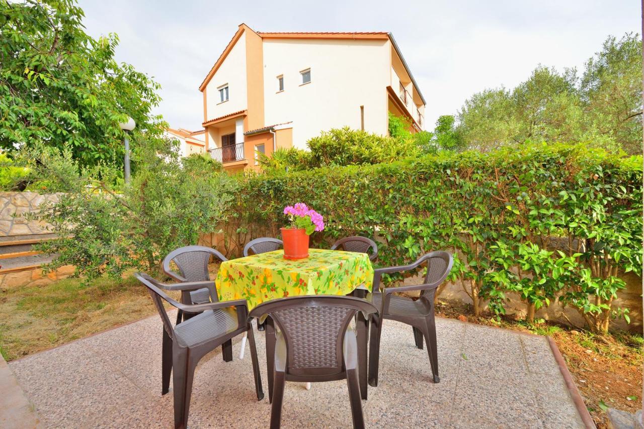 L&L Holiday Apartment زادار المظهر الخارجي الصورة
